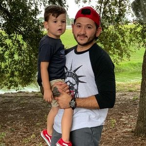 Meet your Posher, Tj